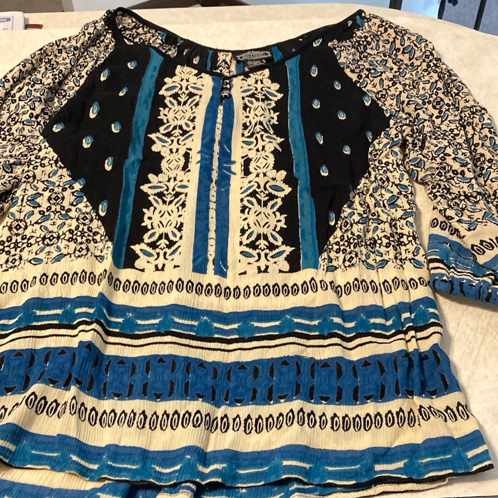 Printed long sleeve blouse